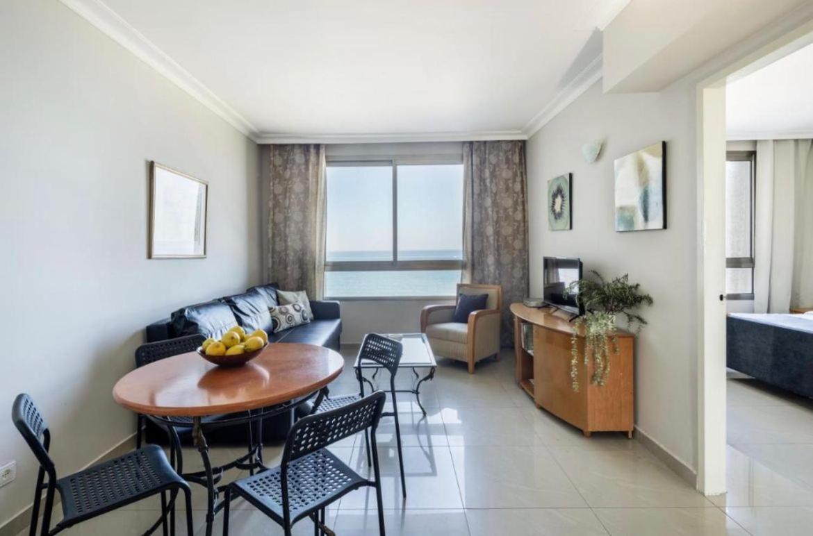 Apartment On Haifa Exteriör bild