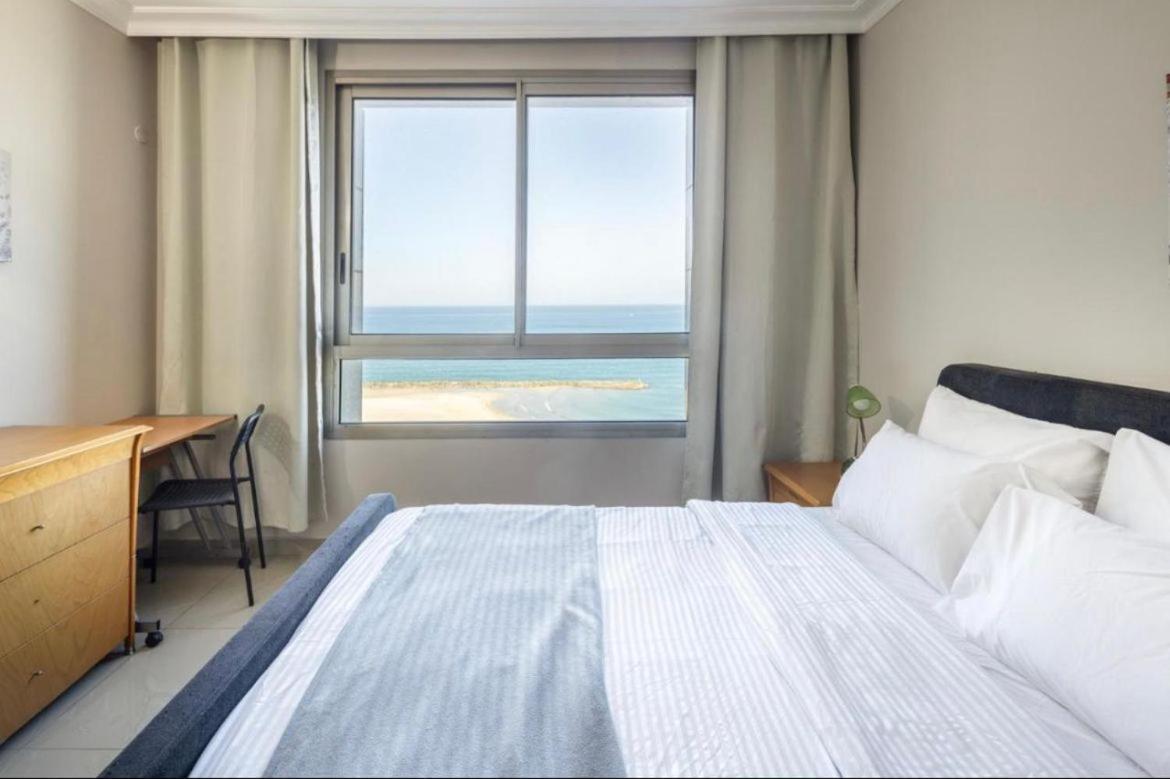 Apartment On Haifa Exteriör bild