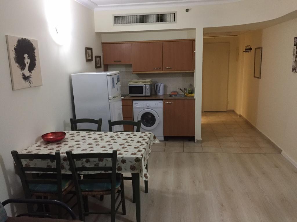 Apartment On Haifa Exteriör bild