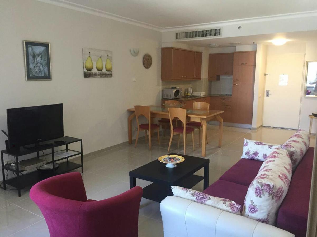 Apartment On Haifa Exteriör bild